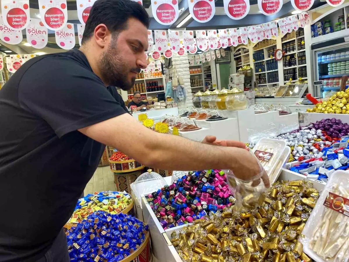 Kurban Bayramı İçin Şekerleme Tezgahları Hazır