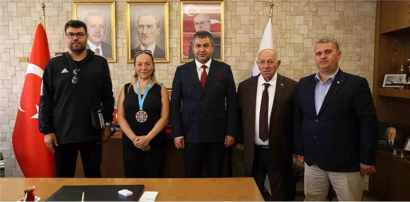 Gedizli Sporcular Dünya Kick Boks Şampiyonası\'nda Önemli Başarılar Elde Etti