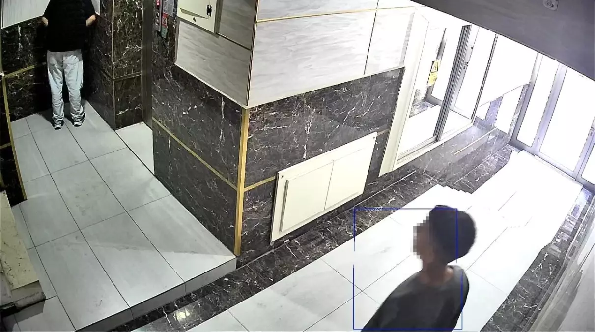 Mersin\'de Gençlerin Tuvalet Skandalı