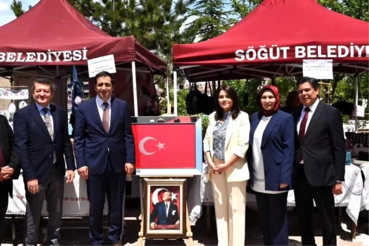 Söğüt Halk Eğitimi Merkezi\'nde Yıl Sonu Sergisi Açıldı