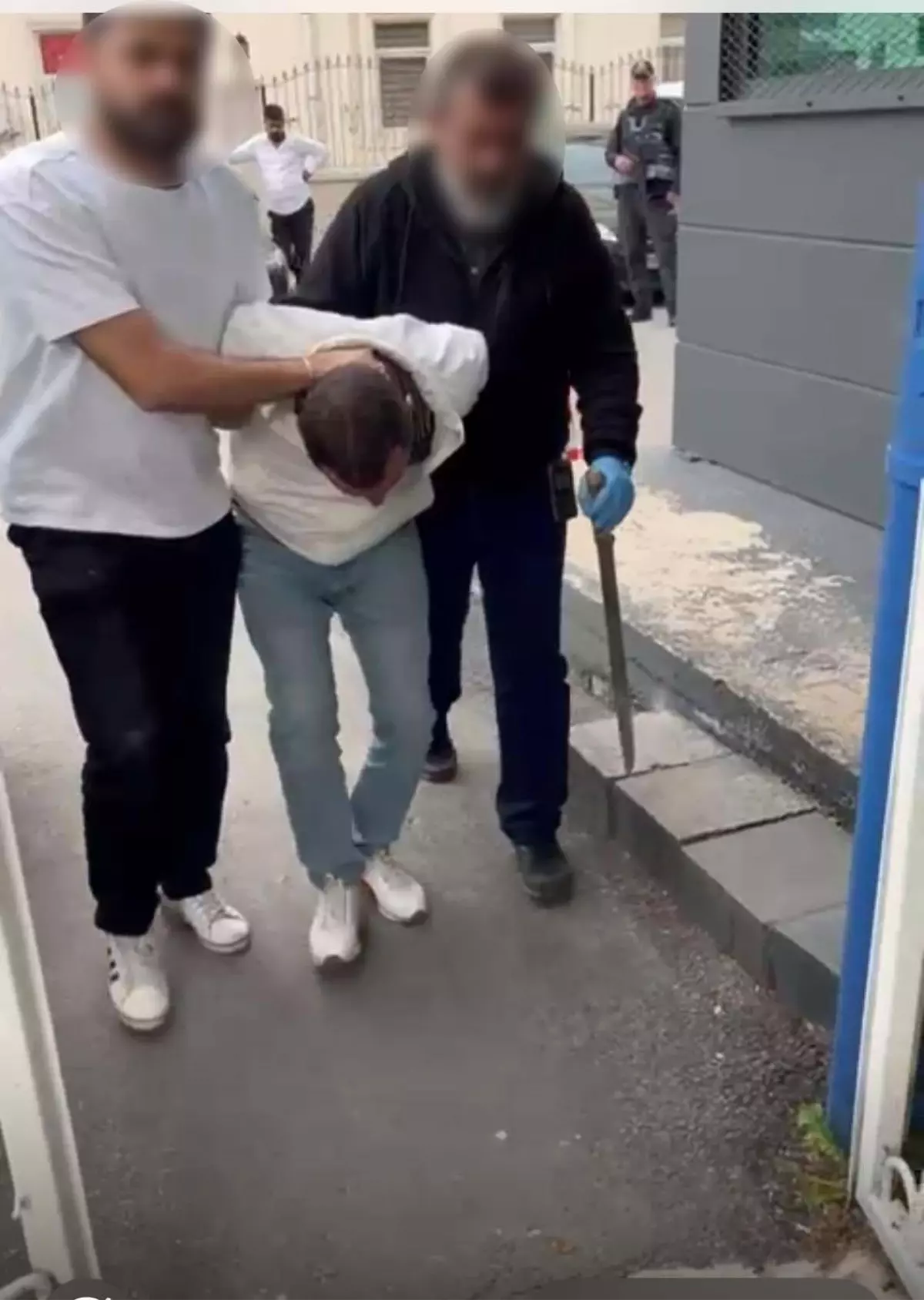 Trafikte Bıçakla Tehdit