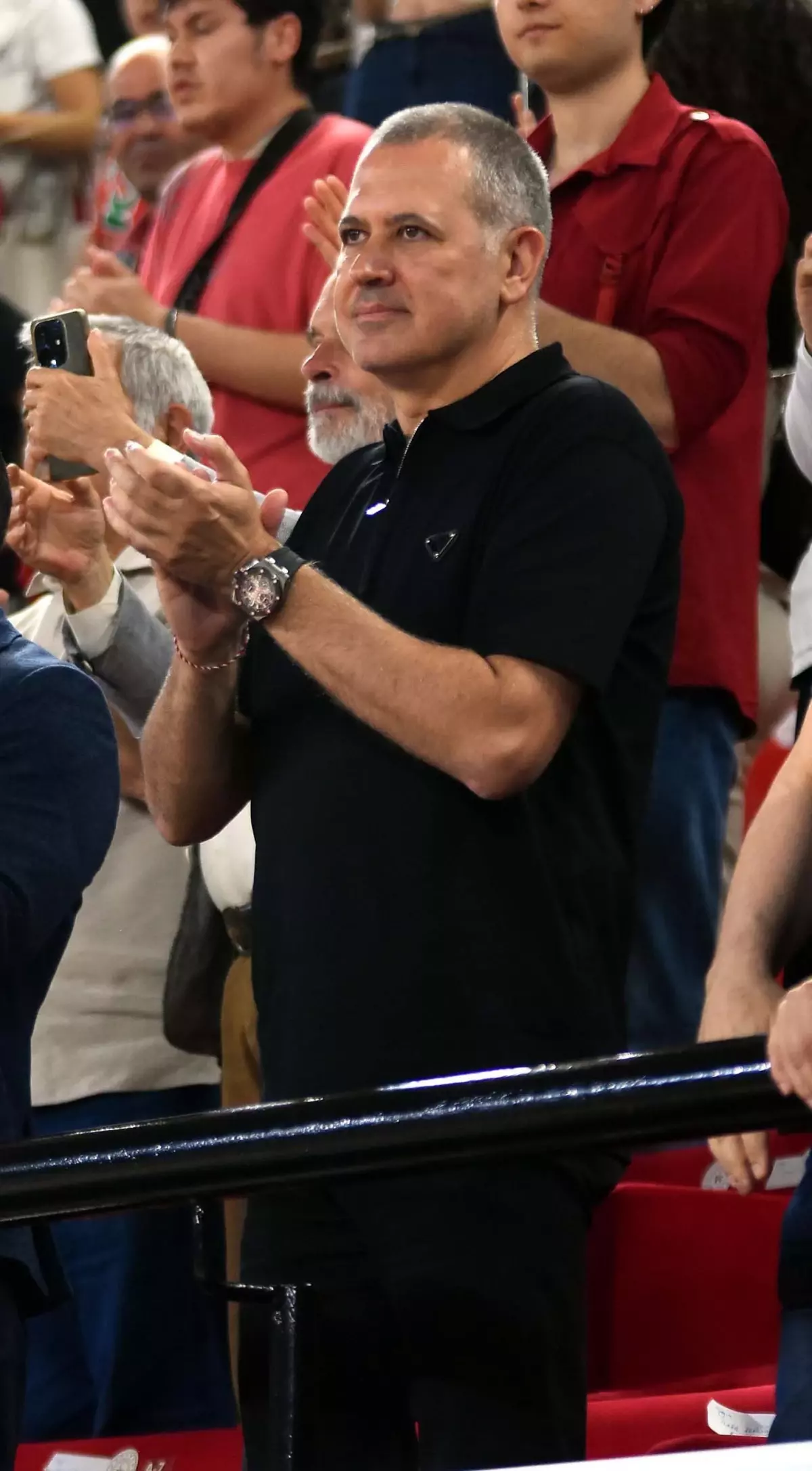 Karşıyaka\'da Sponsorluk Görüşmeleri İleri Aşamada