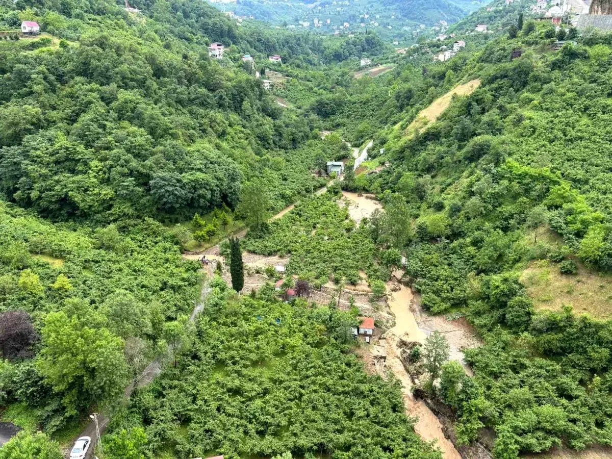 Toklu Deresi Taştı, Trabzon Sular Altında Kaldı