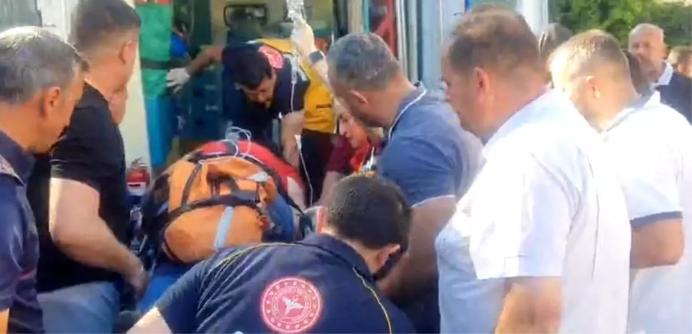 Balıkesir\'de Kuyuya Düşen Vatandaş Kurtarıldı