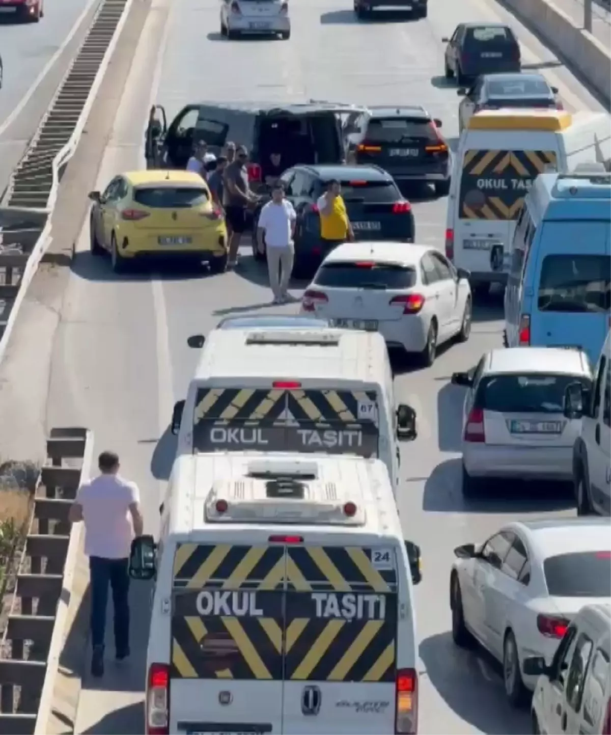 Beykoz\'da Fenalaşan Sürücüye Yardım