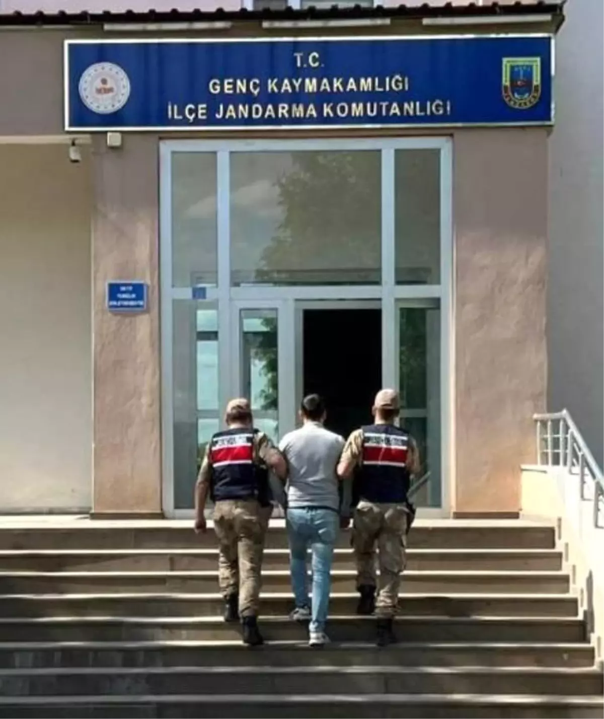 Bingöl\'de İki Şüpheli Yakalandı