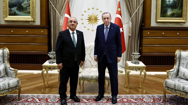 Cumhurbaşkanı Erdoğan, Saadet Partisi Genel Başkanı Arıkan'ı kabul etti Cumhurbaşkanı Erdoğan, Saadet Partisi Genel Başkanı Arıkan'ı kabul etti