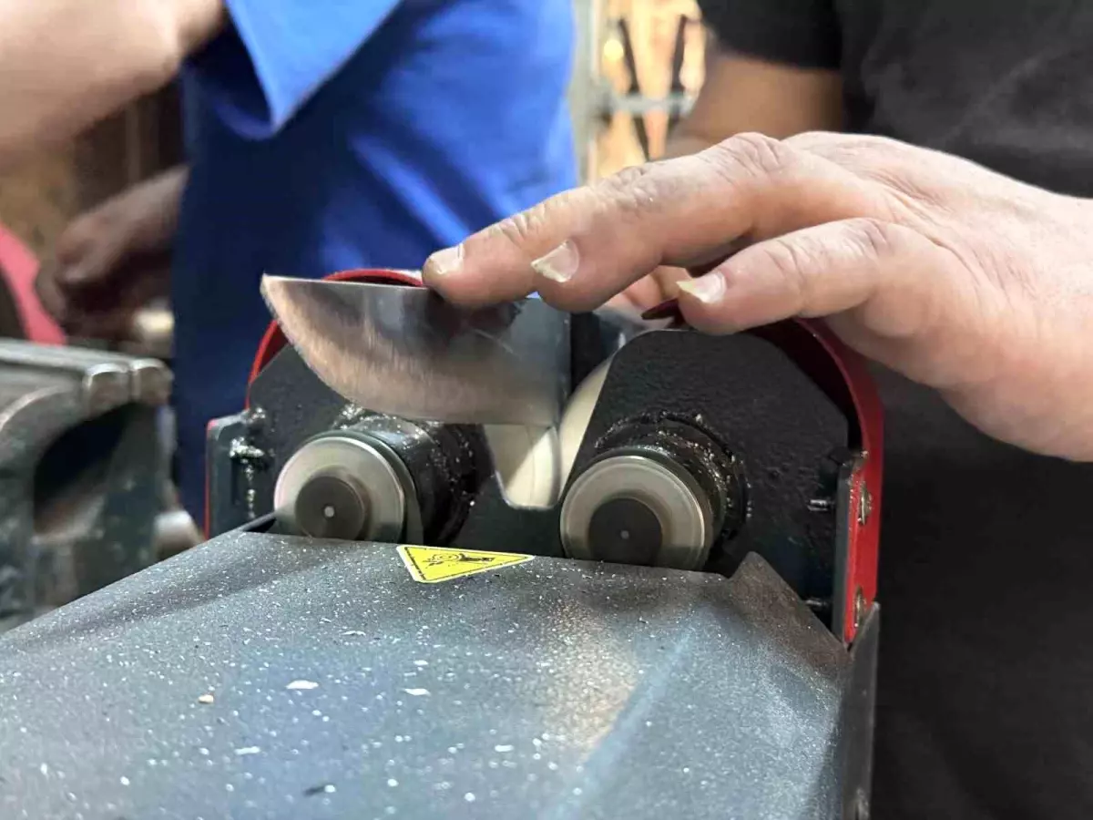 Sakarya\'da Bıçak Ustaları Bayram Yoğunluğunda