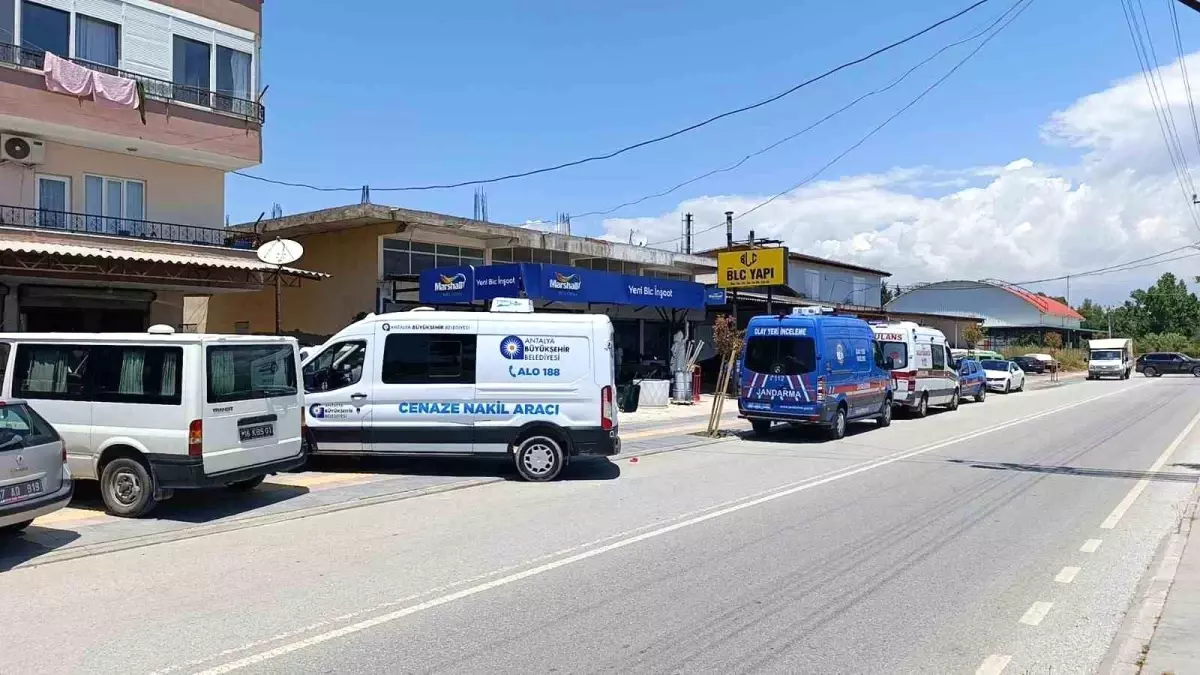 Manavgat\'ta 50 Yaşında Adam Ölü Bulundu