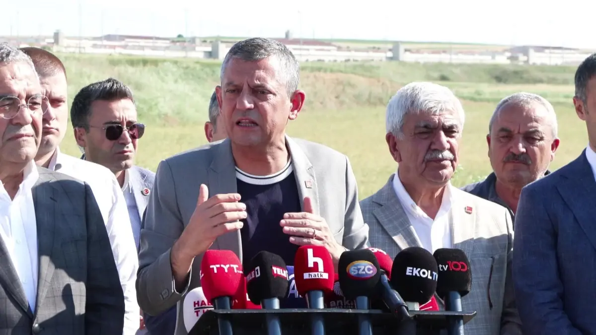 Özgür Özel\'den İmamoğlu\'na Ziyaret
