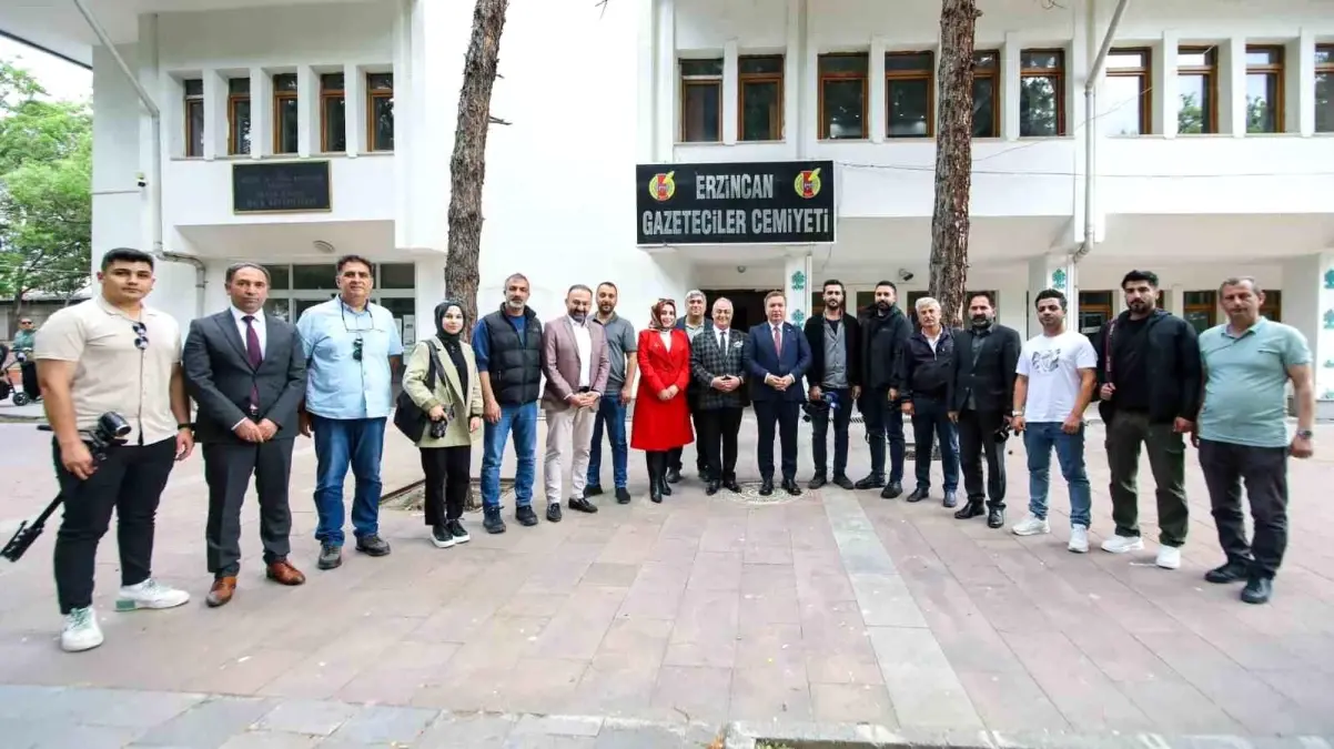 Vali Aydoğdu, Gazetecilerle Buluştu