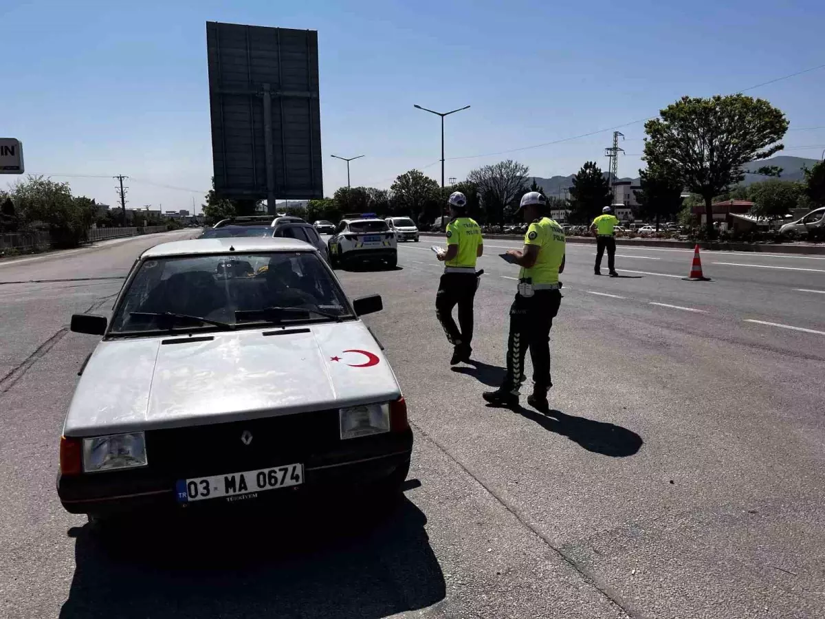 Afyonkarahisar\'da Bayram Trafik Denetimleri Sıklaşıyor
