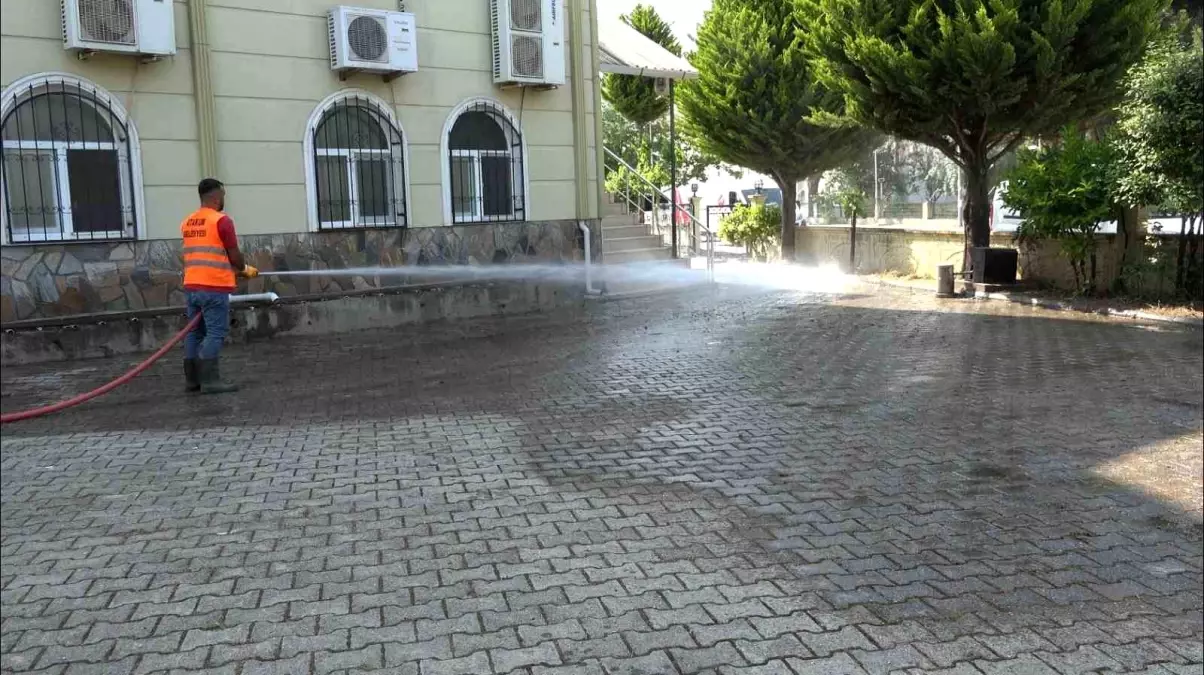 Atakum\'da Camiler Bayram Öncesi Hijyenik Hale Getirildi