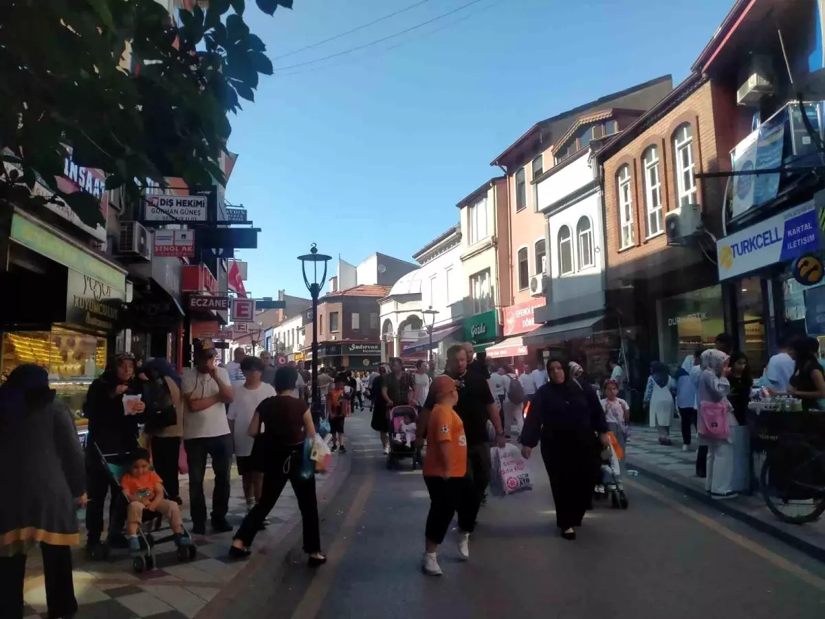Bartın\'da Arefe Yoğunluğu