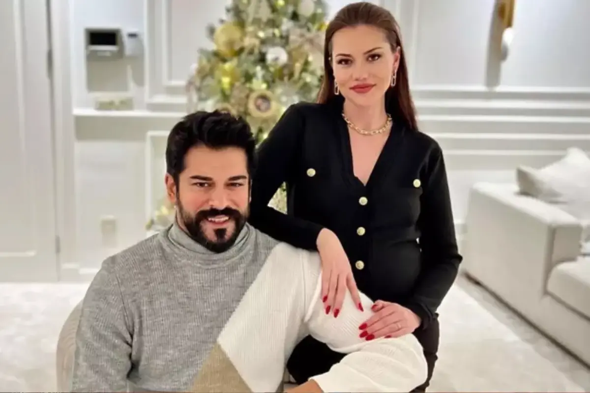 Burak Özçivit\'ten eşi Fahriye Evcen\'e aşk dolu kutlama