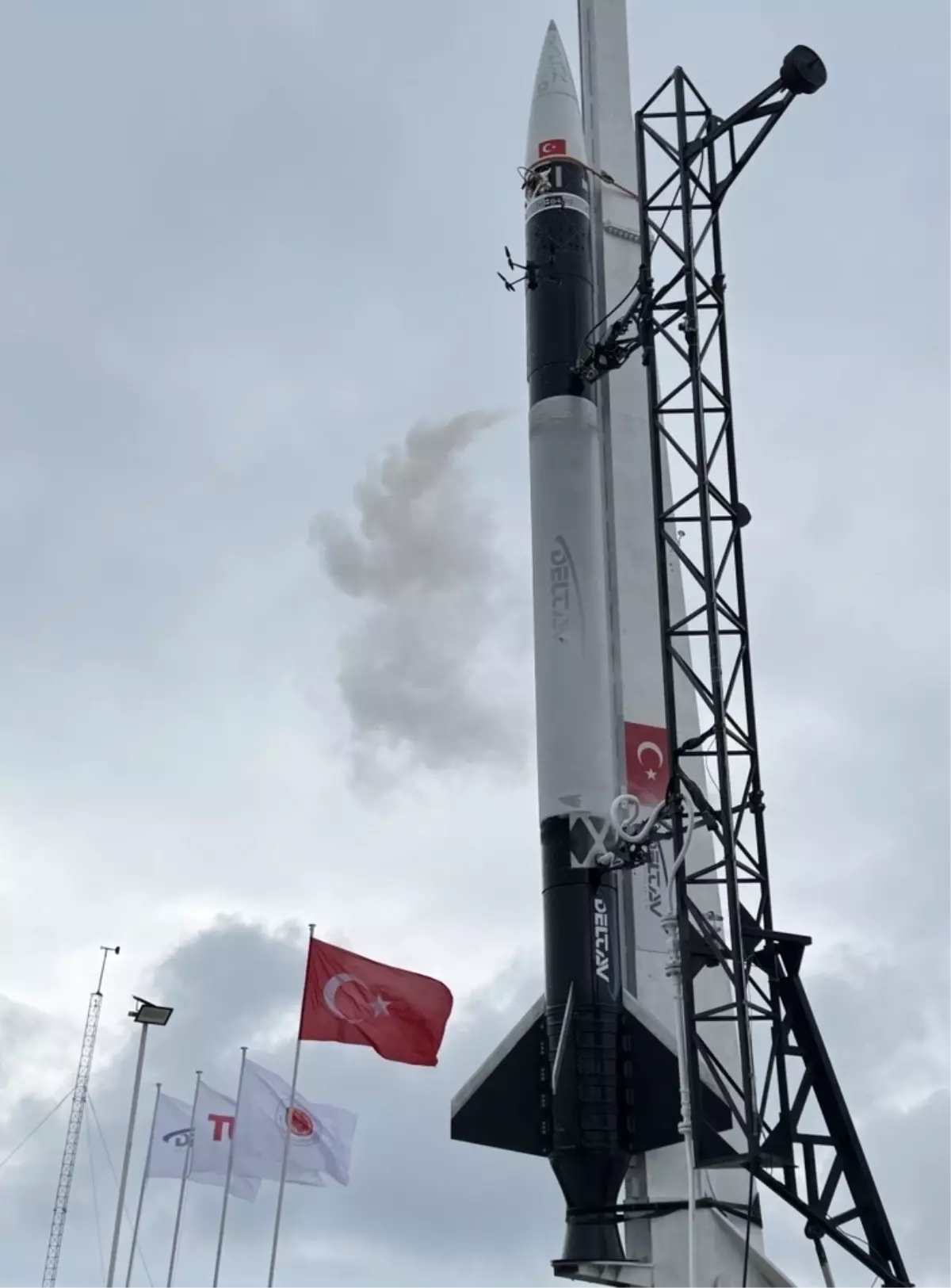 DeltaV\'nin Hibrit Roket Sistemiyle 200+ km İrtifaya Ulaşıldı