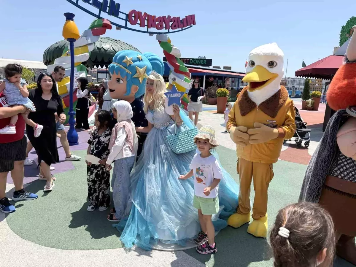 Çocuklar Bayram Eğlencesinde