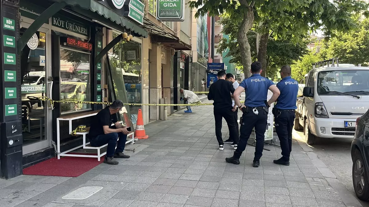 İzmit\'te Başından Vurulan Adam Hayatını Kaybetti