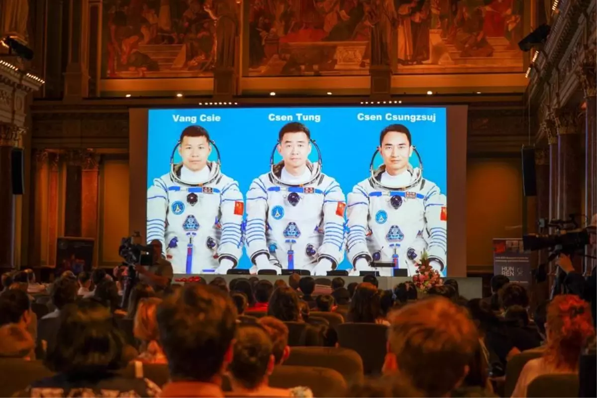 Budapeşte\'de Tiangong Uzay Sınıfı Etkinliği