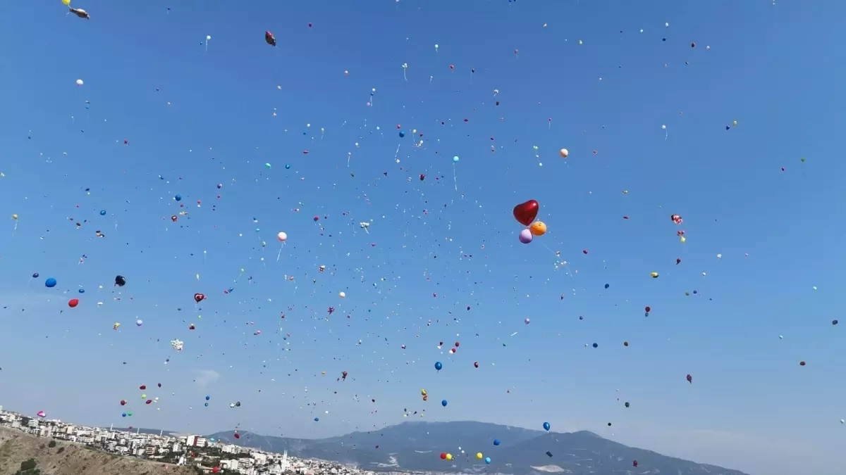 Büyüleyen Moral: Balonlarla Destek