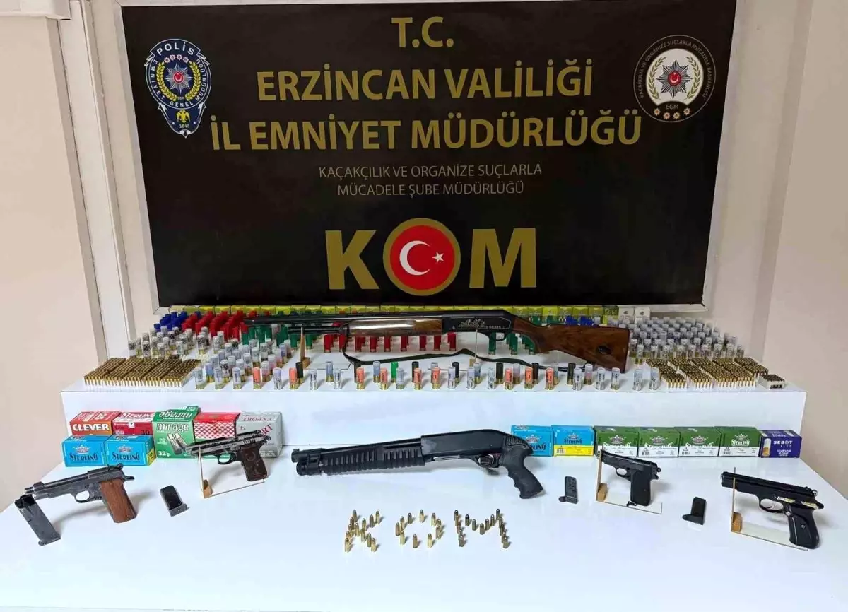 Refahiye\'de Silah Operasyonu: 2 Tutuklama