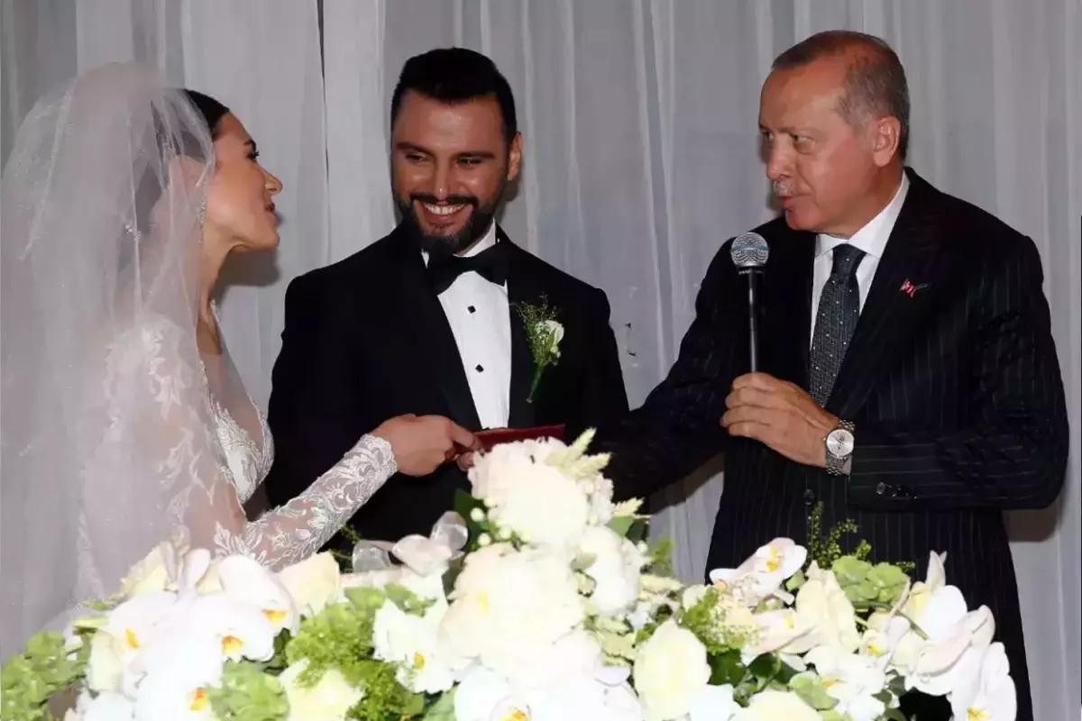 Buse Varol\'dan üçüncü çocuk ısrarı! Varol, Alişan\'ı Cumhurbaşkanına şikayet etti