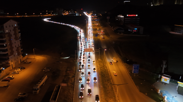 Kurban Bayramı Dönüş Yolculuklarında Kırıkkale'de Trafik Yoğunluğu