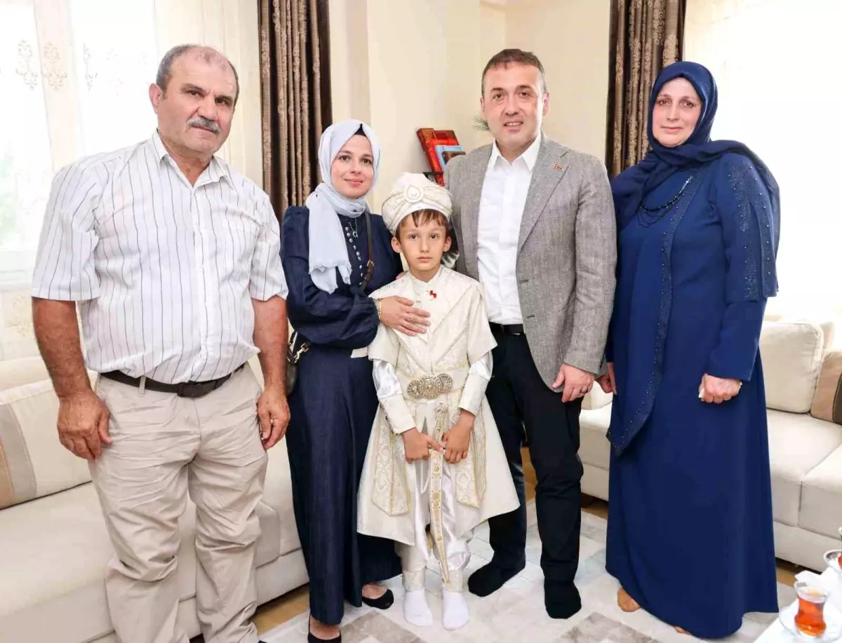 Vali Sözer, Kaan Badalov\'u Ziyaret Etti
