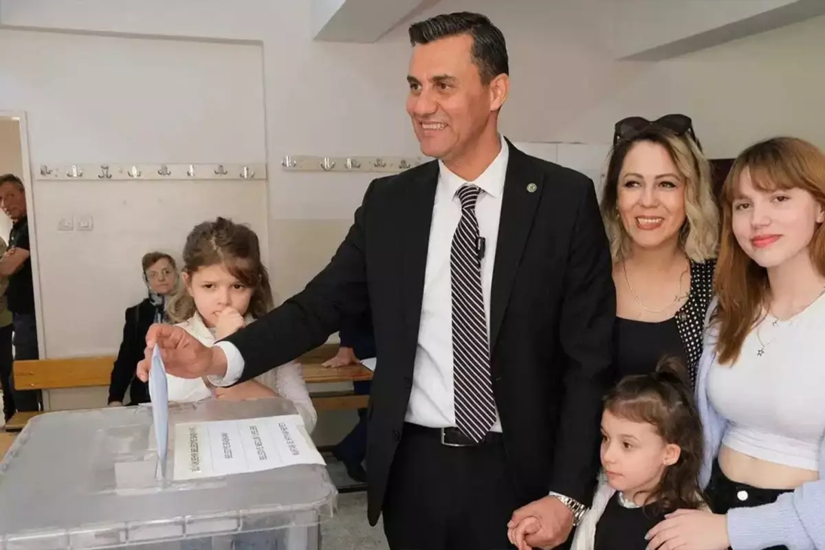 Hayatını kaybeden Ferdi Zeyrek\'in kızı Nehir Zeyrek: Babamın kanını yerde bırakmayın