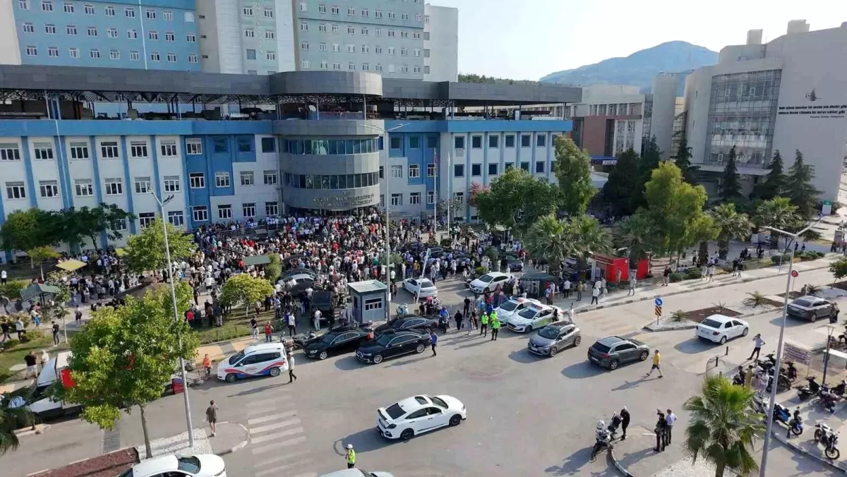 Manisa Büyükşehir Belediye Başkanı Ferdi Zeyrek Elektrik Çarpması Sonucu Hayatını Kaybetti