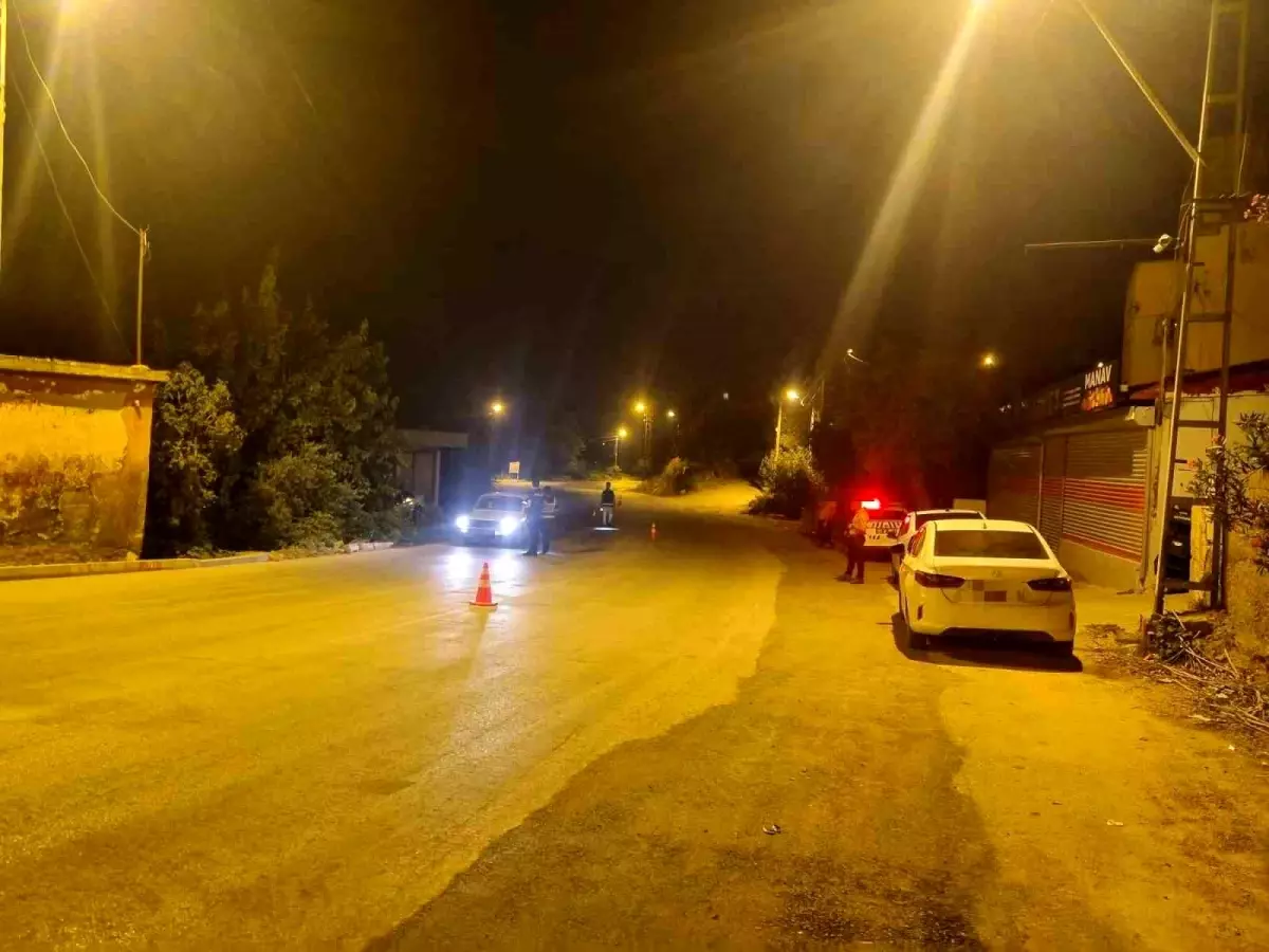 Kozan\'da Dört Suçlu Yakalandı