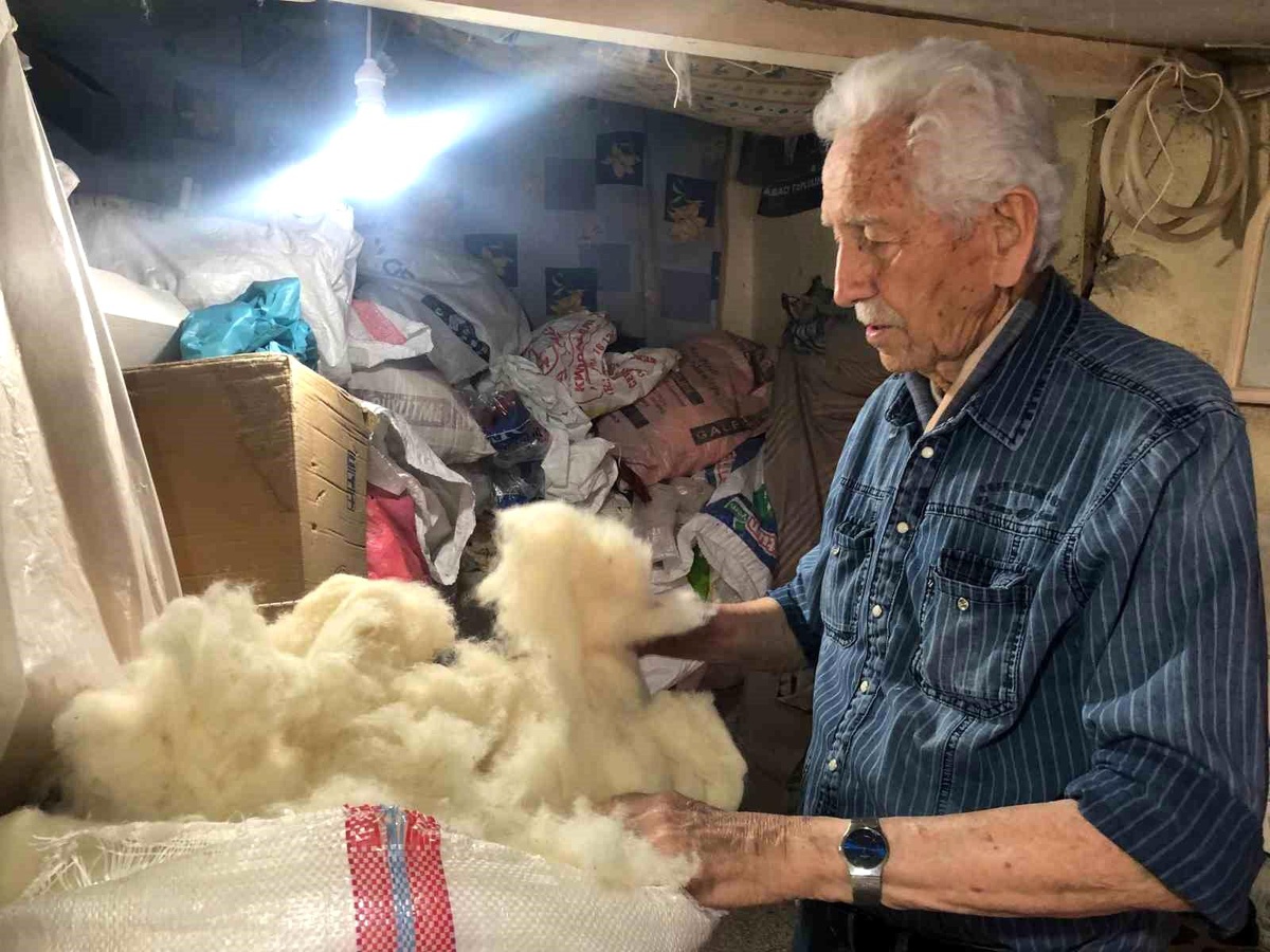 Eskişehir\'de 50 Yıllık Tarakçı Mesleği Yaşatıyor