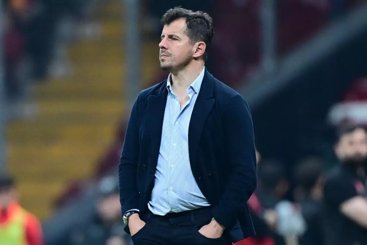 Emre Belözoğlu\'ndan dünyaca ünlü orta sahaya mesaj: Ona Fenerbahçe\'ye git dedim