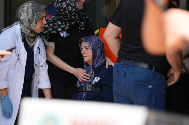 Ferdi Zeyrek'e veda! Özgür Özel gözyaşlarına boğuldu