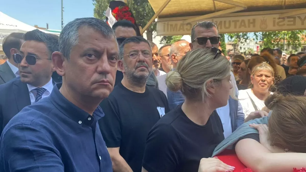 Ferdi Zeyrek\'in Cenaze Töreni