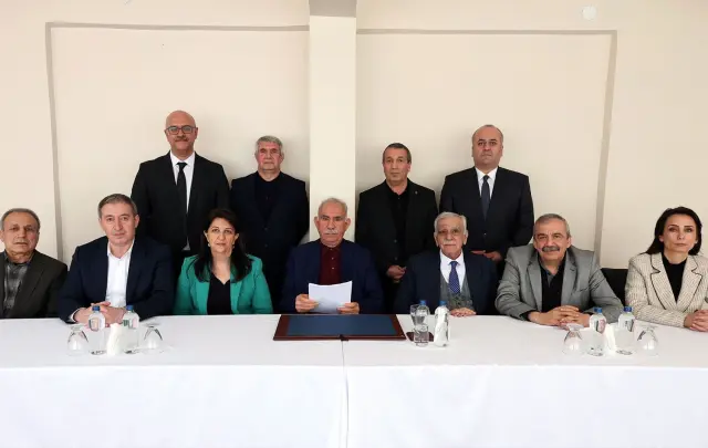 DEM Parti duyurdu! İşte Abdullah Öcalan'ın görüşmek istediği 5 isim