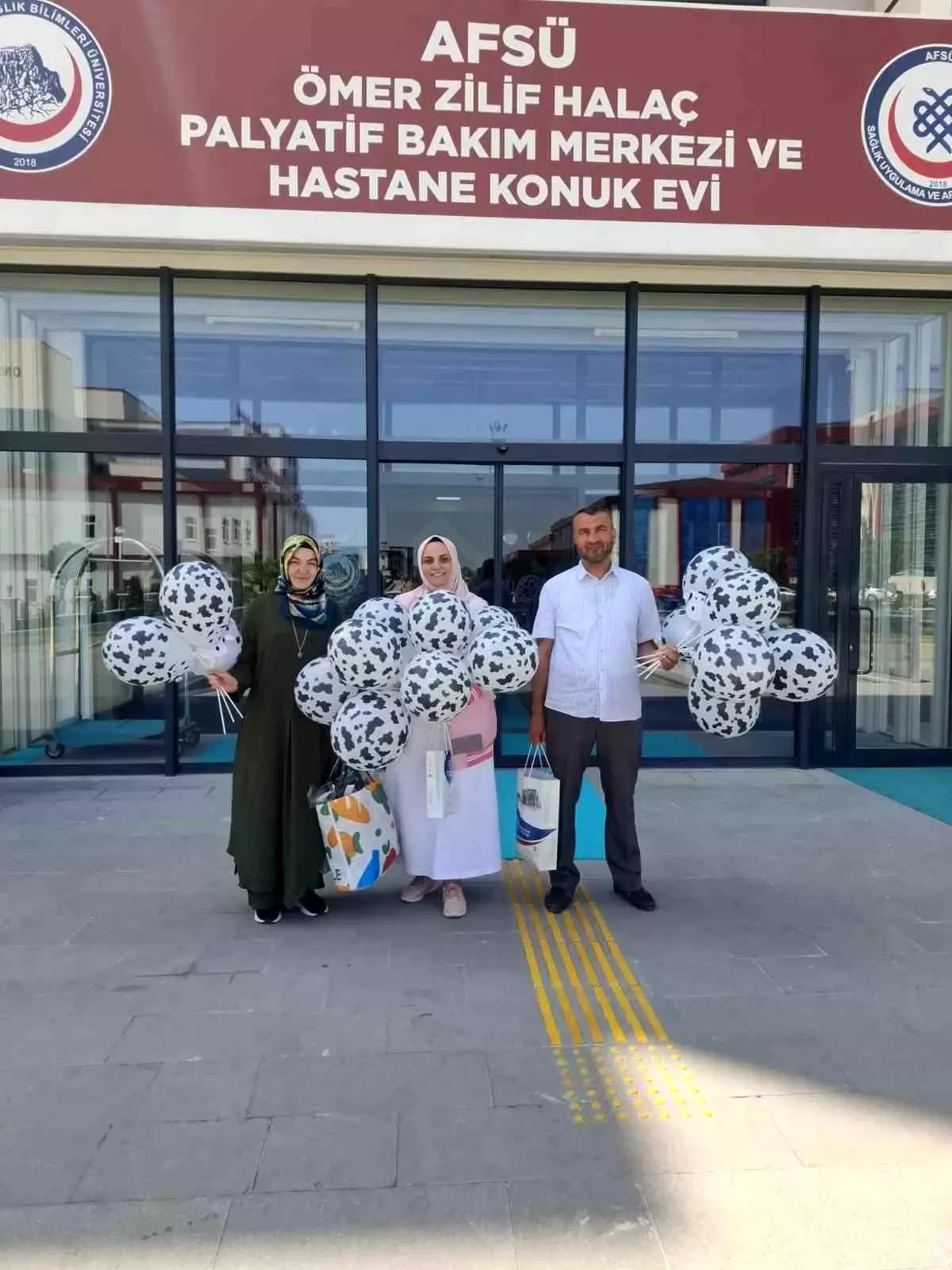 Küçük Öğrencilerden Hastane Ziyareti