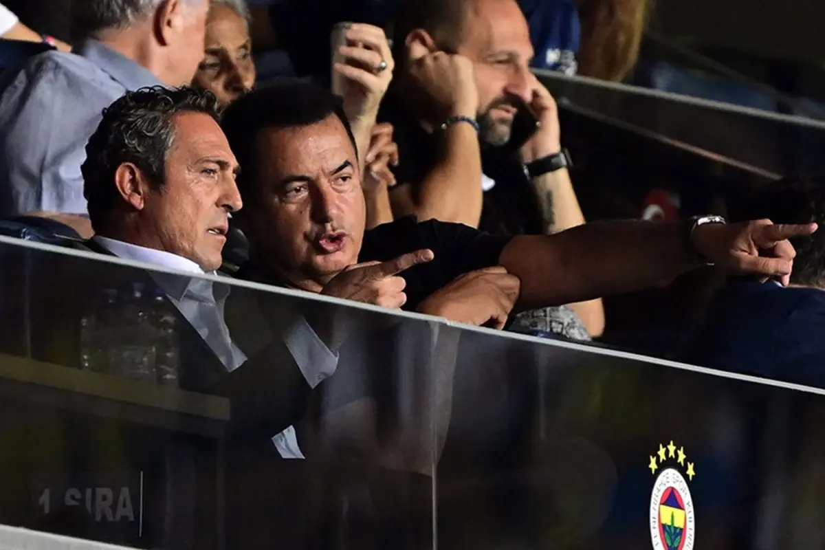 Fenerbahçe Başkanı Ali Koç, Acun Ilıcalı\'ya veda etti