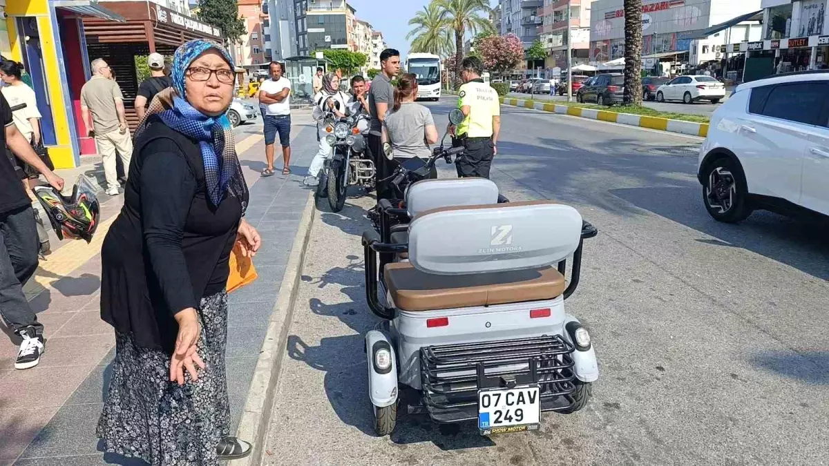 Manavgat\'ta Motosiklet Kazası: 1 Yaralı