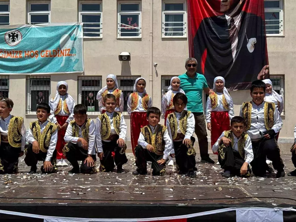 Selçuklu İlkokulu\'nda Bahar Şenliği Coşkusu