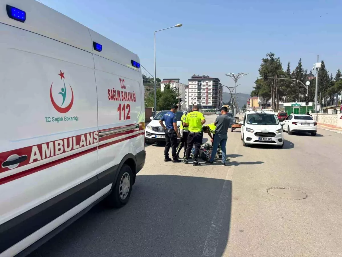 Osmaniye\'de Motosiklet Kazası: Sürücü Yaralı