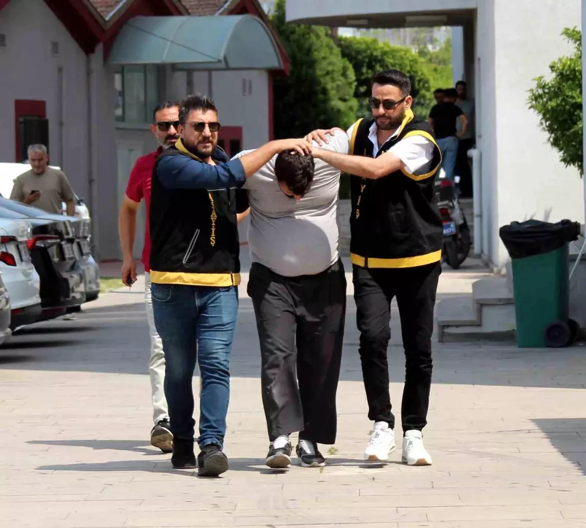 Adana\'da Annemi Öldürdüm Dedi, Tutuklandı