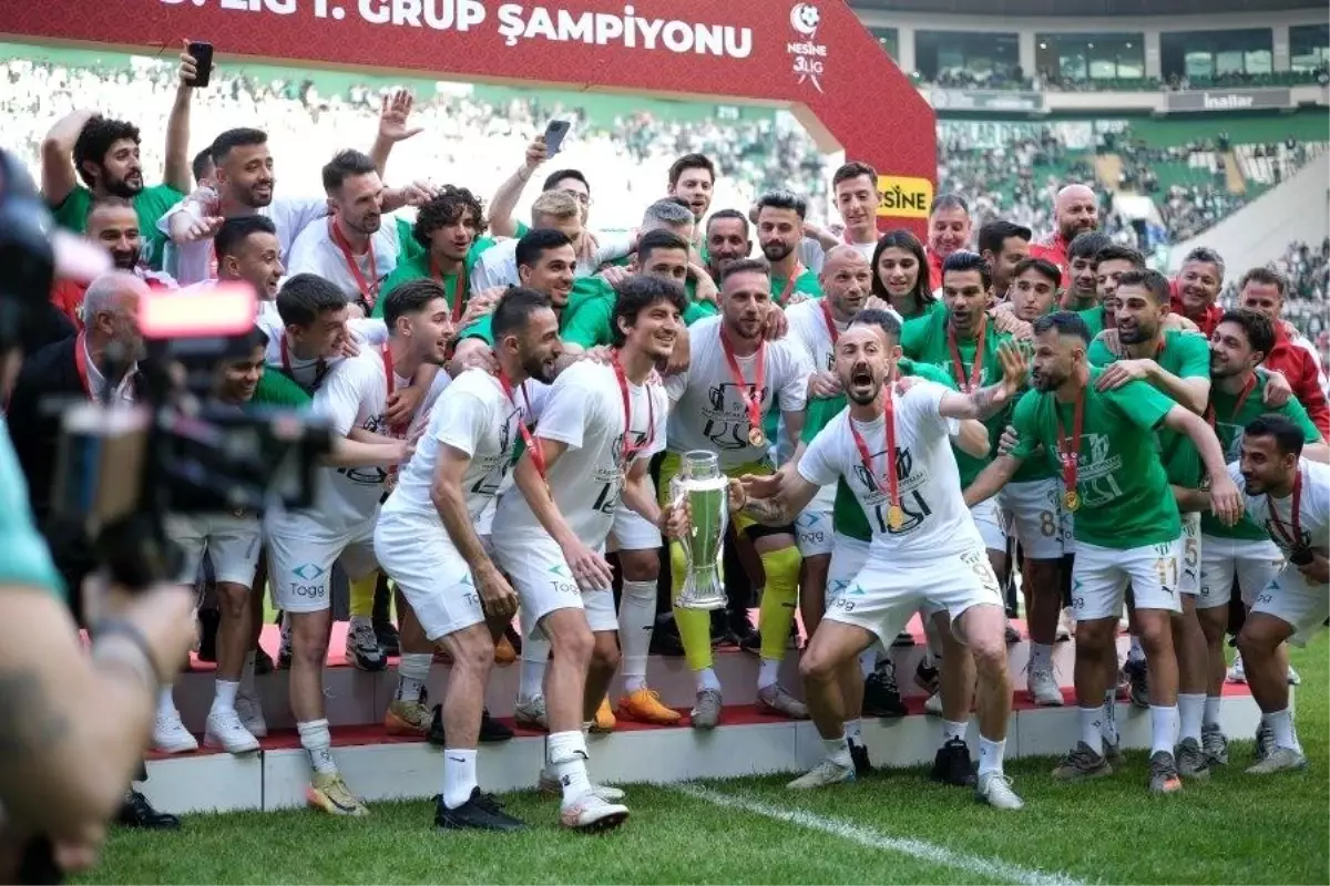 Bursaspor Kadro Yenileme Sürecinde