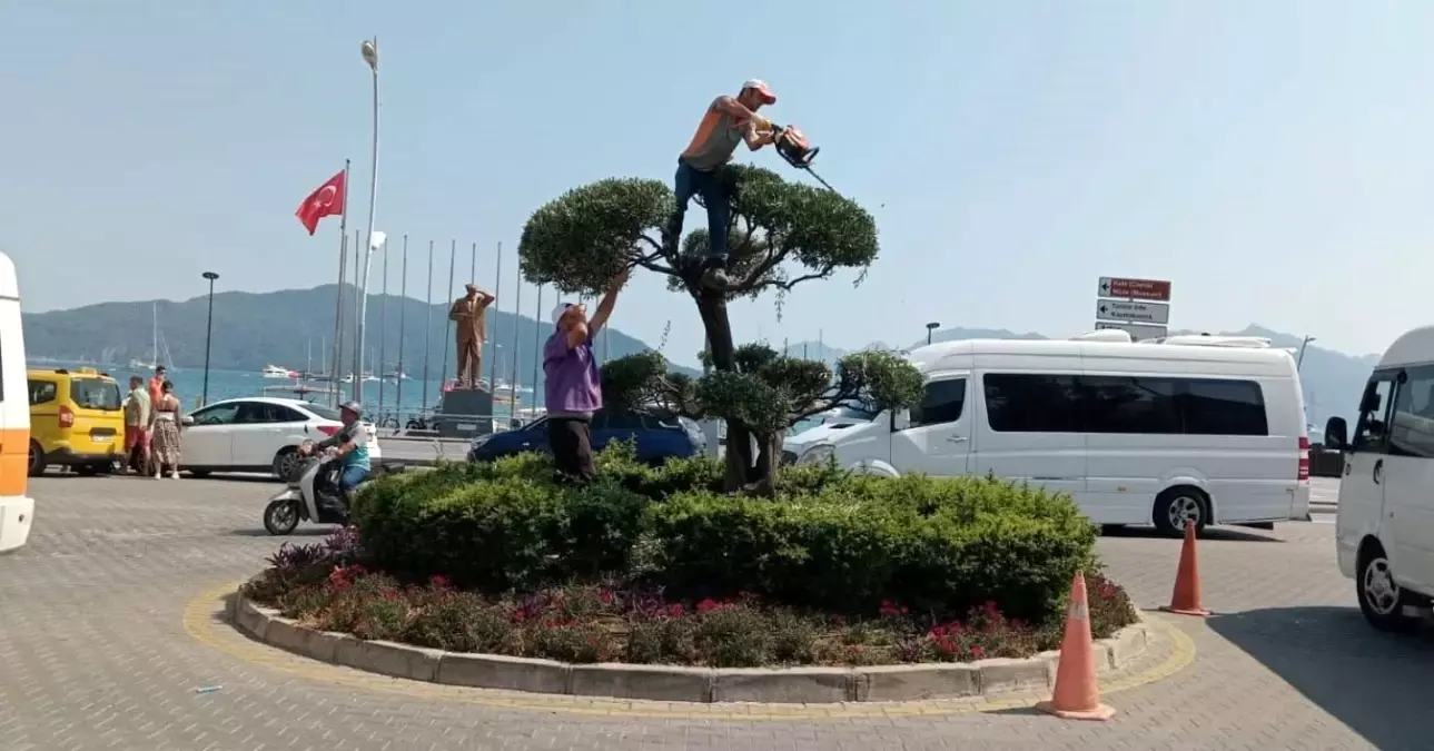 Marmaris\'te İş Güvenliği İhlalleri ve Çöp Sorunu Kamuoyunu Endişelendiriyor