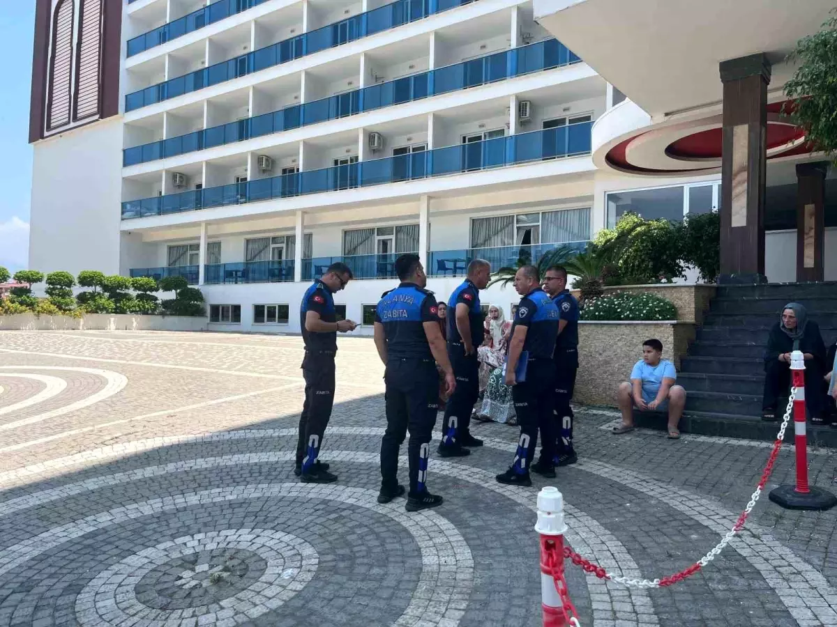 Alanya\'daki 5 Yıldızlı Otelde Yangın Paniği