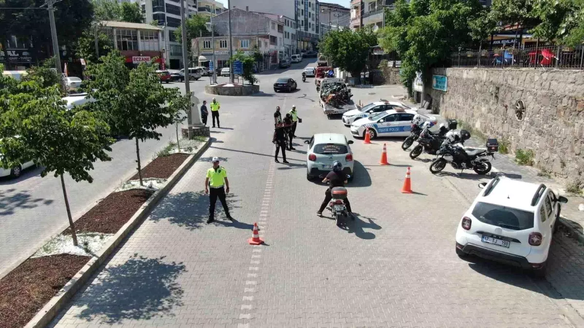 Ayvacık\'ta Trafik Denetimi