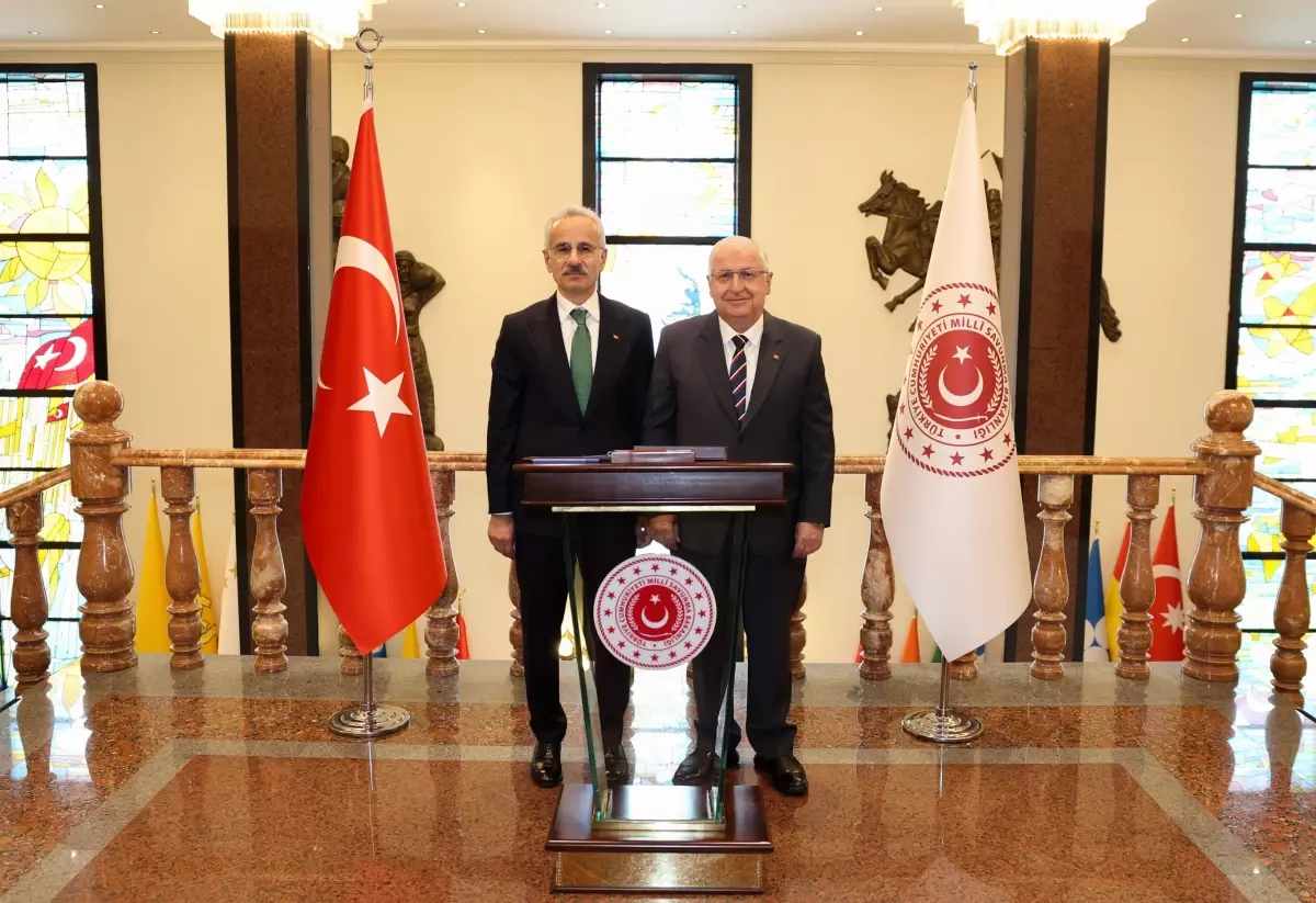 Bakanlar Güler ve Uraloğlu Görüştü
