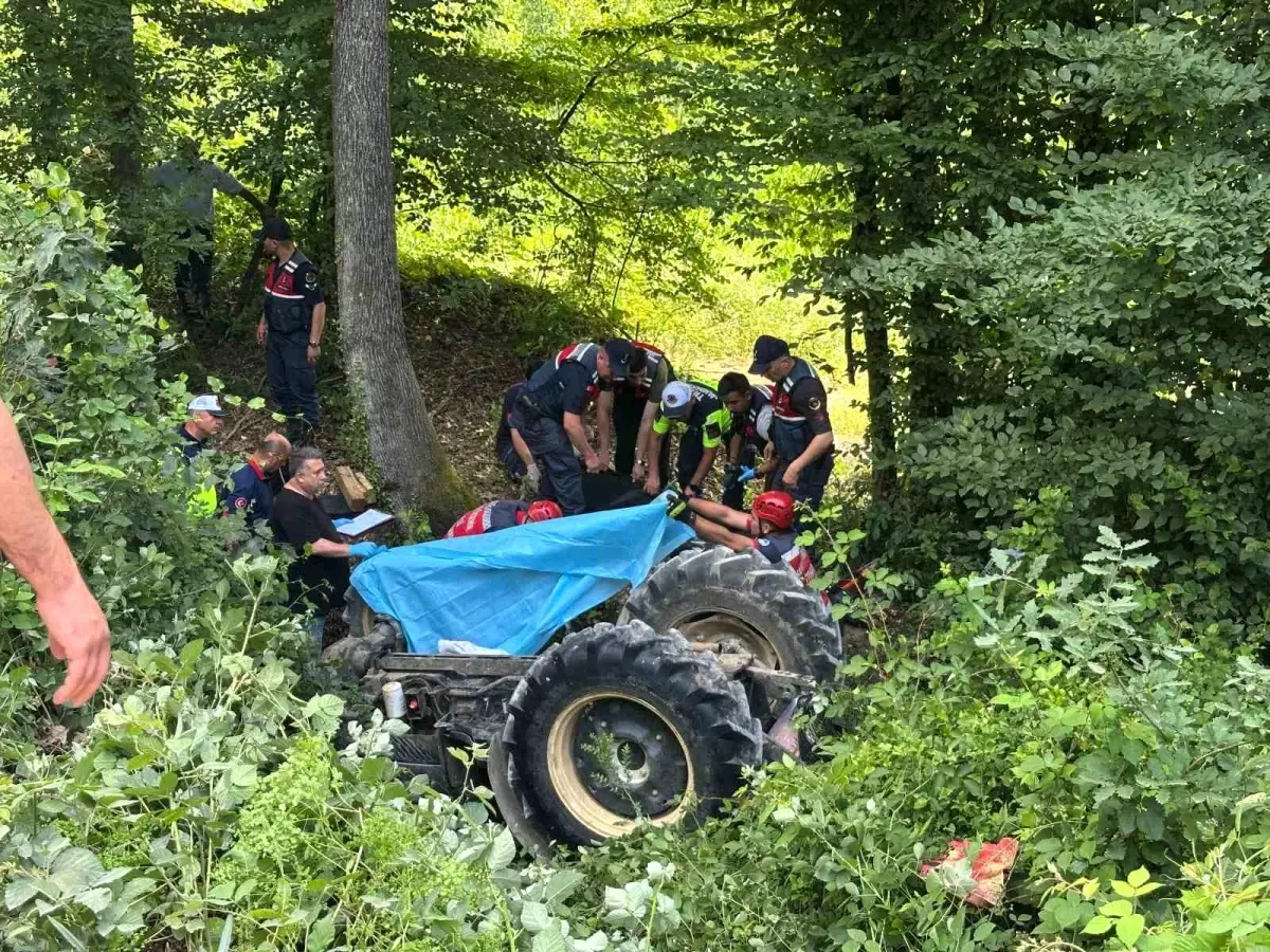 Traktör Devrildi, 33 Yaşındaki Kadın Hayatını Kaybetti