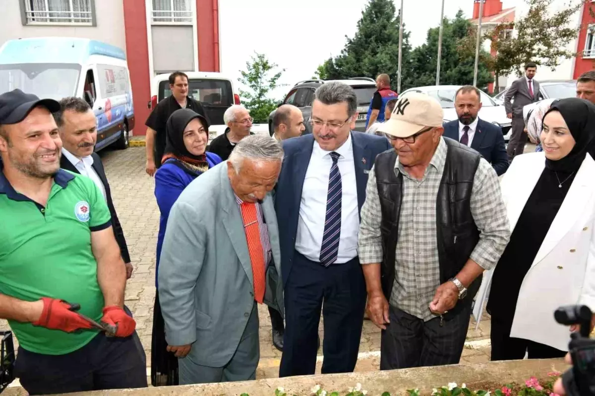 Başkan Genç\'ten Babalar Günü Ziyareti