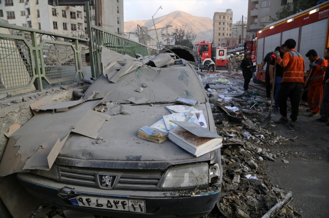 İsrail'in İran'a yönelik saldırılarında 78 kişi hayatını kaybetti, 329 kişi yaralandı